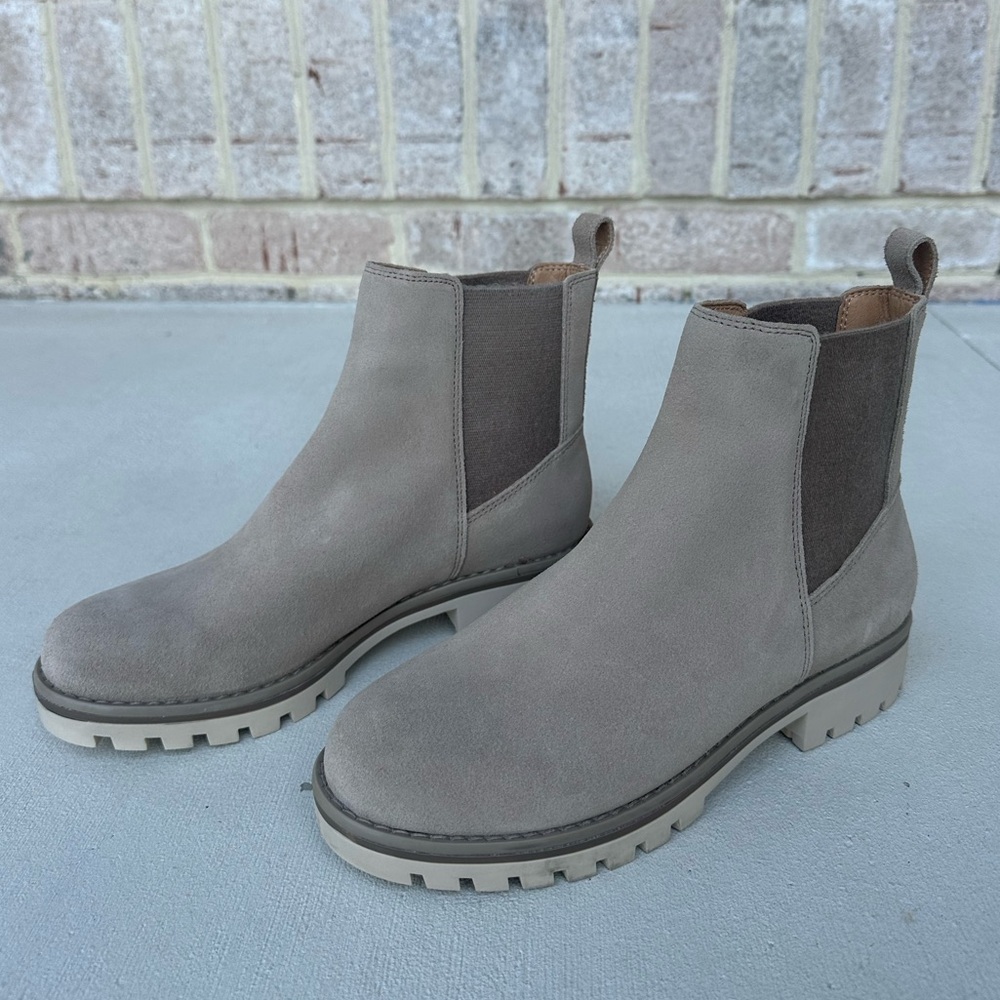 Crown Vintage Chelsea Boots